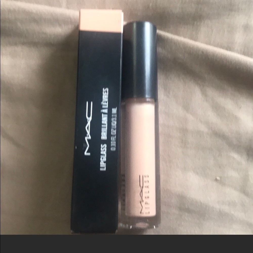 Mac lip glass